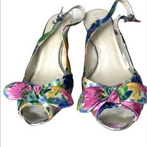 🏖 3/$25 Naturalizer Dainty Floral Multicolor Satin Peep toe 
Slingback Pumps